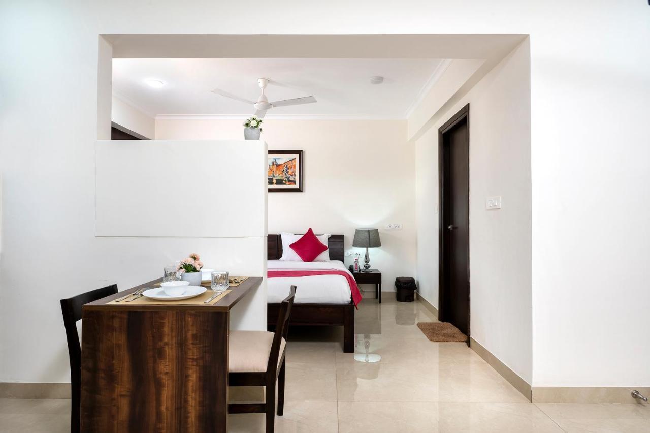 Palm Stay - Studios & Rooms ชัยปุระ ภายนอก รูปภาพ