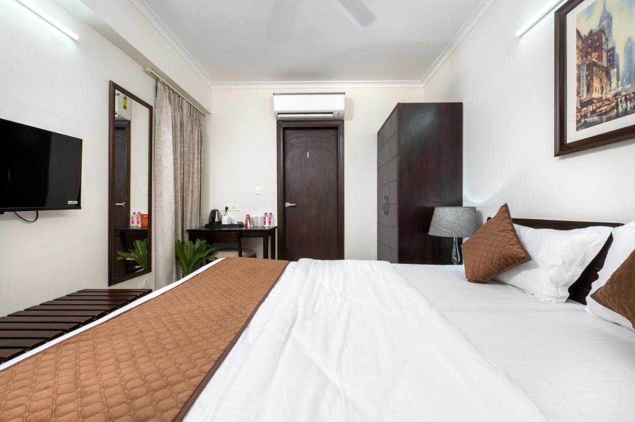Palm Stay - Studios & Rooms ชัยปุระ ภายนอก รูปภาพ