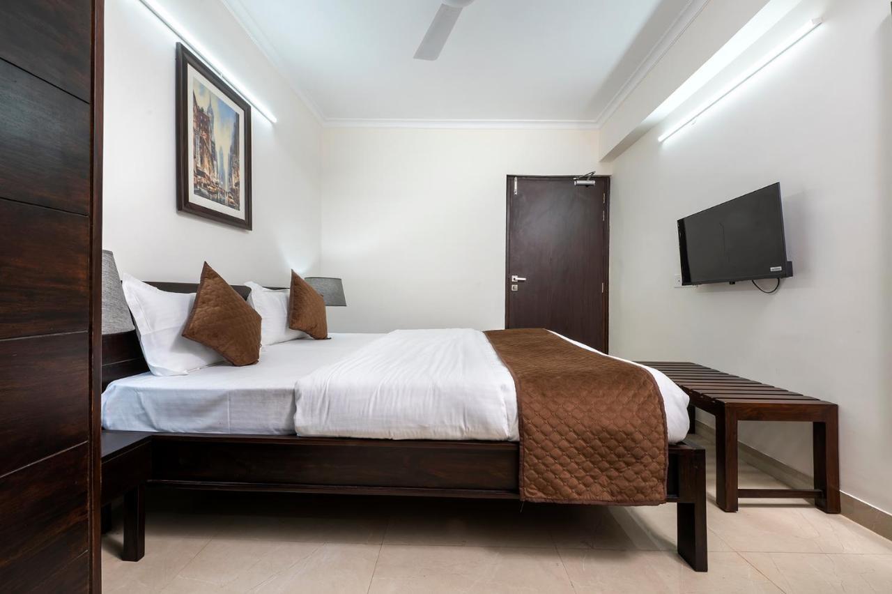 Palm Stay - Studios & Rooms ชัยปุระ ภายนอก รูปภาพ